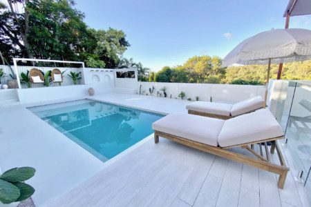 Calma Blanca Pool Deck - Mediterranean Oasis
