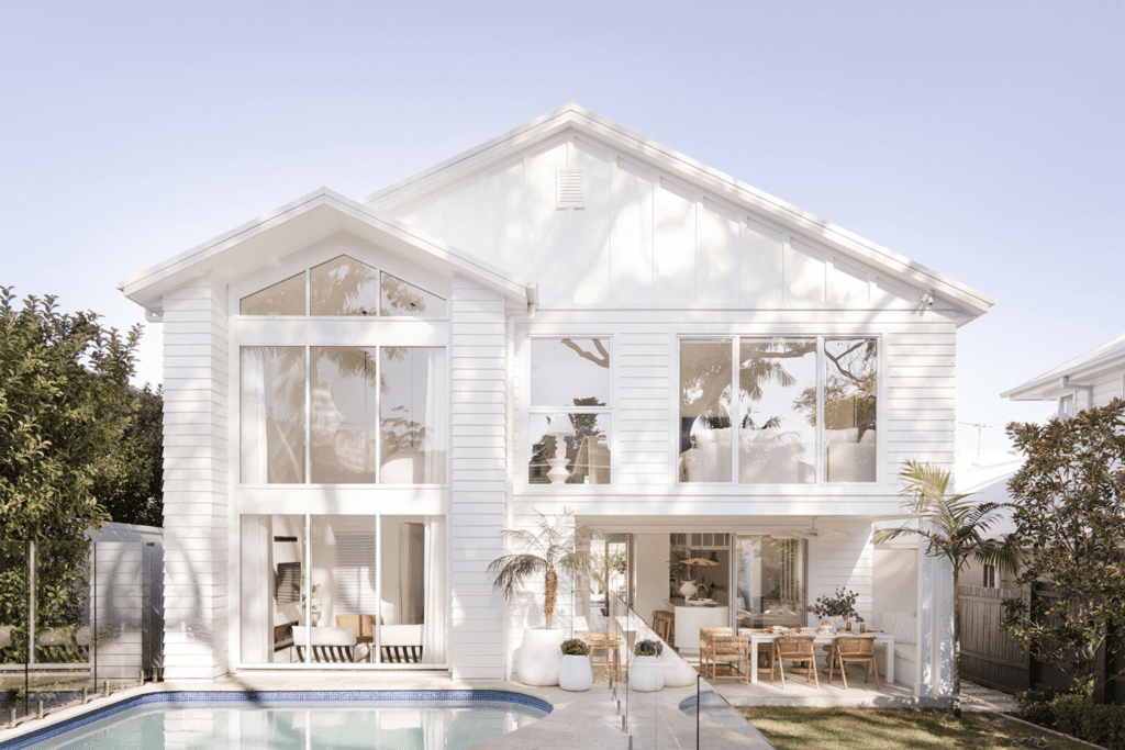 Villa Raffia: Coastal Cool Home