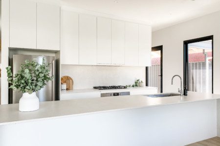 Modern Coastal/Contemporary Kitchen