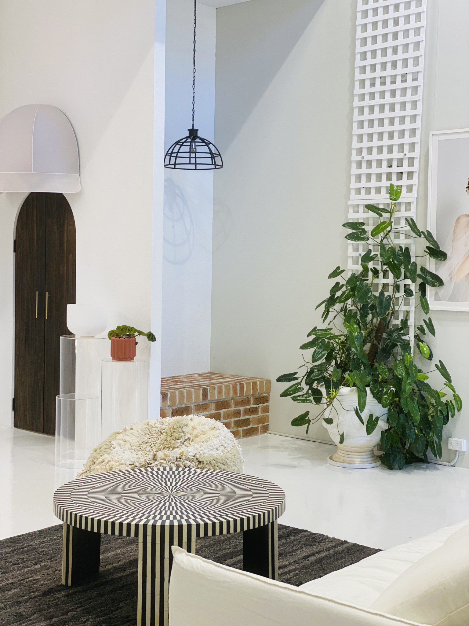 The Flagstone – Mediterranean style studio space