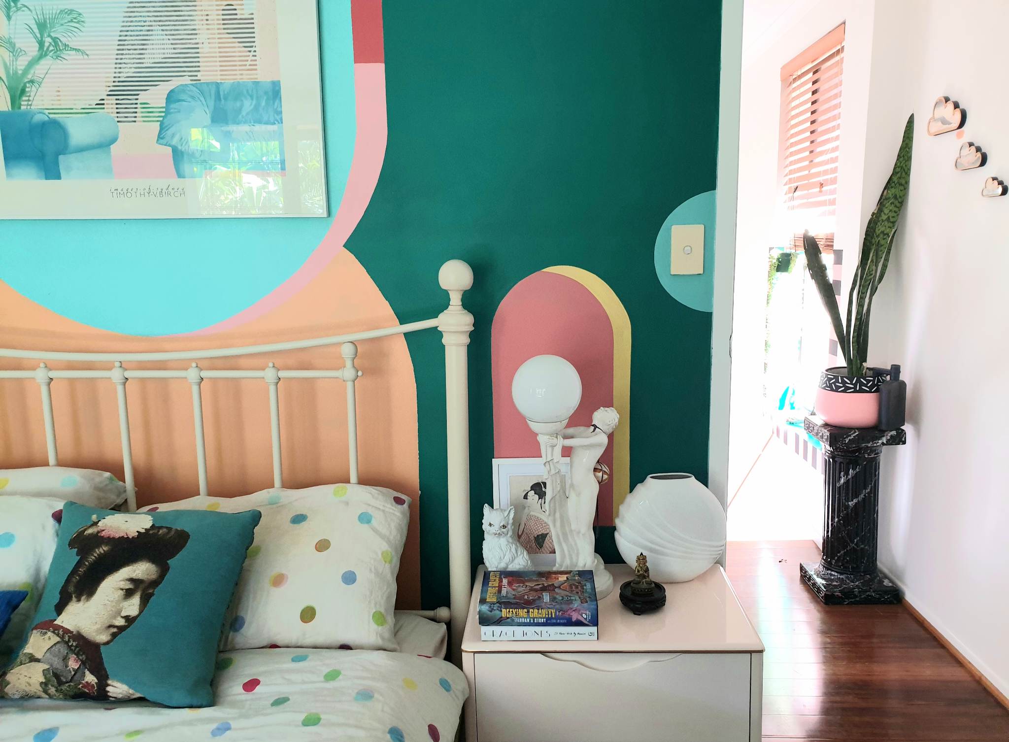 Colourful and kitsch retro inner city townhouse