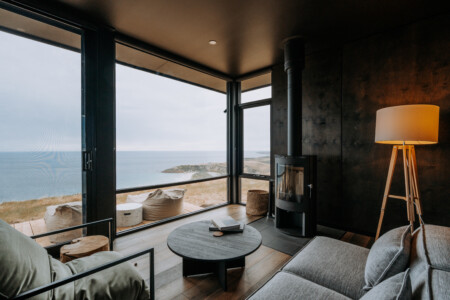 Luxury, glass-front escape overlooking Snelling Beach