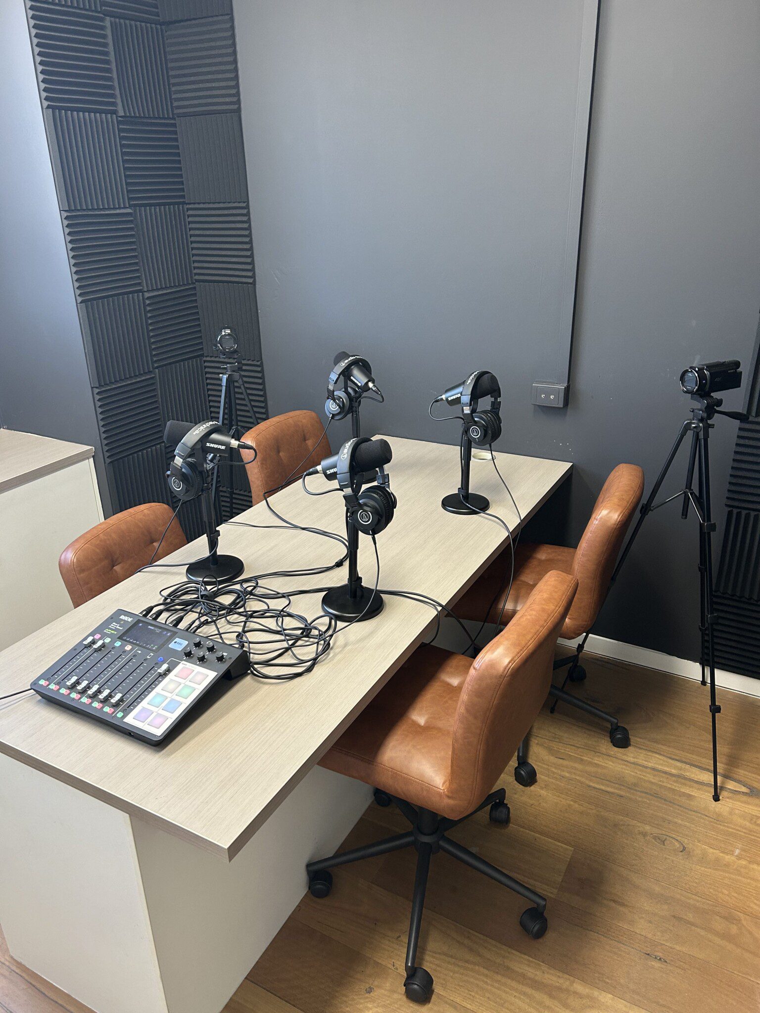 Podcast Studio Hire – Gold Coast