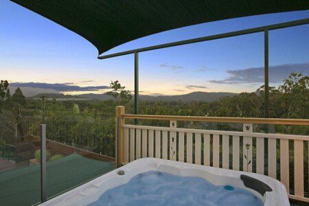 Grand Hinterland Country Homestead