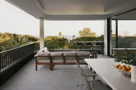'Marcus Beach House' Brand New Beachside Home