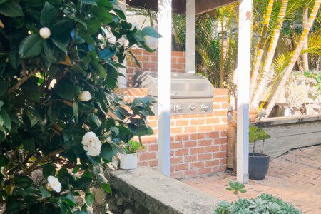 Coastal Hamptons Cottage - Chirn Park