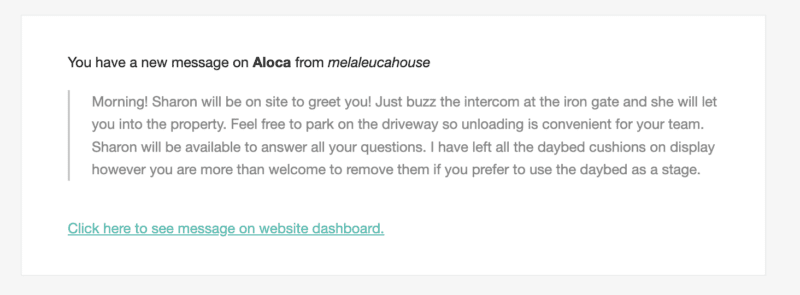 Communication between a host and creative about parking on Aloca dashboard