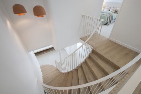 Luxuriously crafted family home in Palm Beach