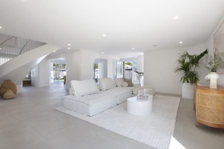 Luxuriously crafted family home in Palm Beach