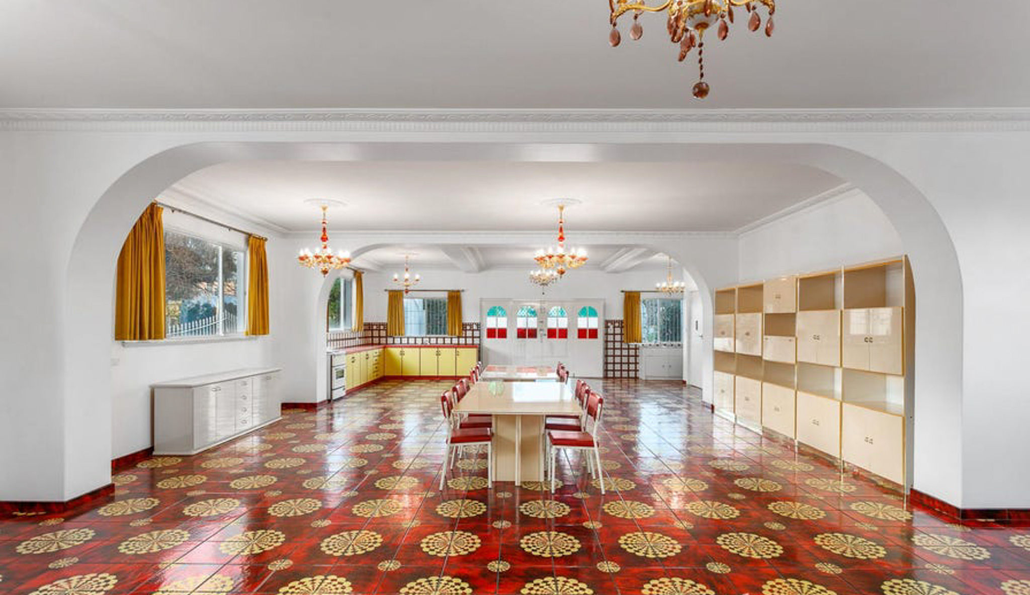 Luxurious and Colourful 1970s Italian Mansion