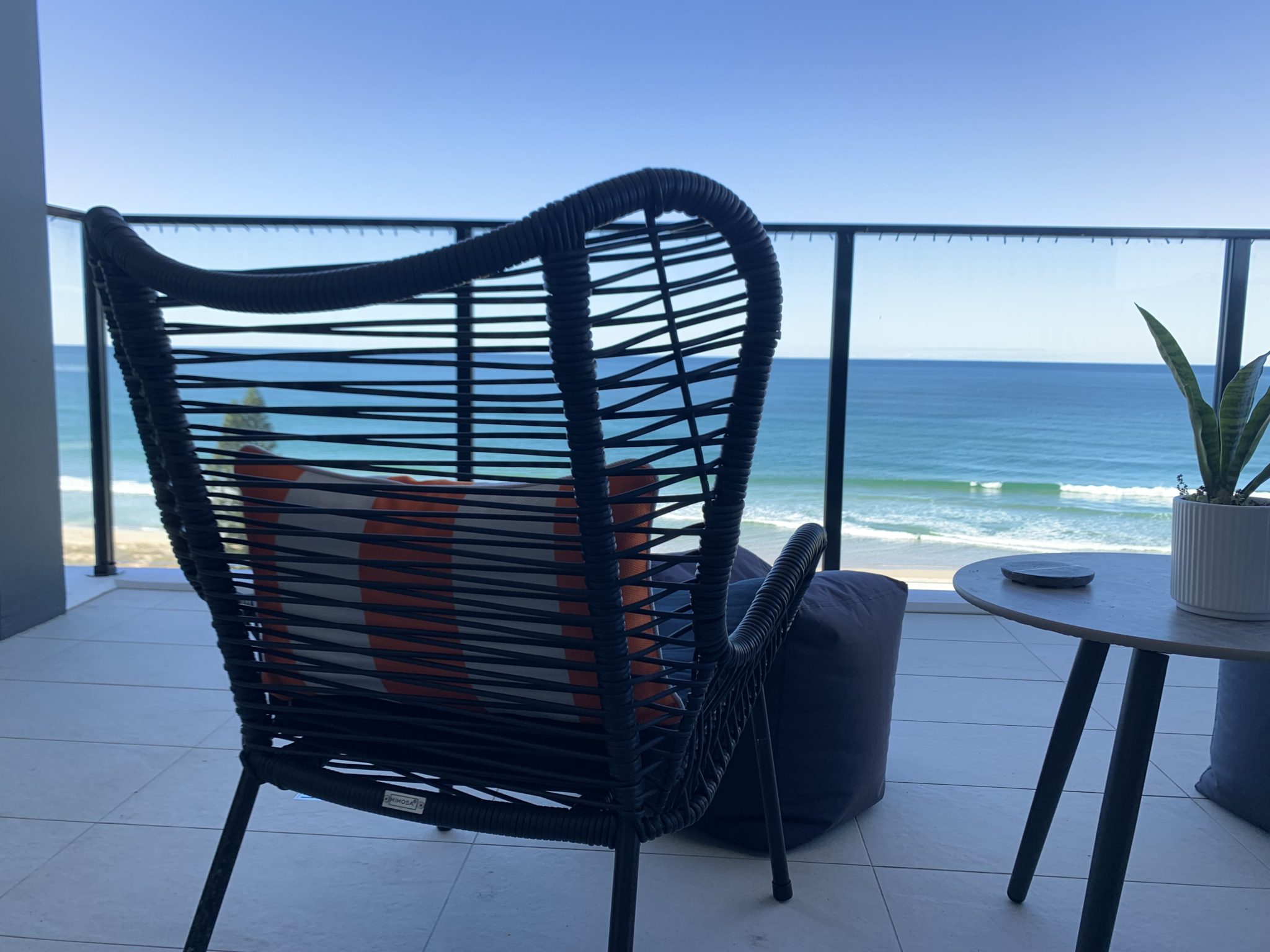 Luxury Apartment with Beach Views
