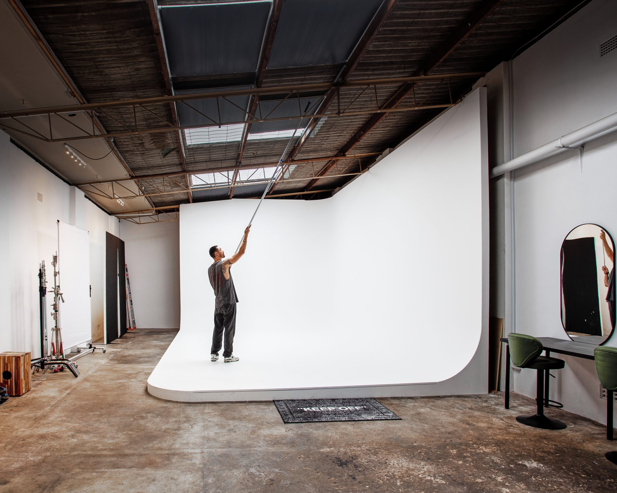 Studio Killa – Industrial Chic Photography Studio