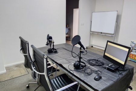 Simple Podcasting Studio