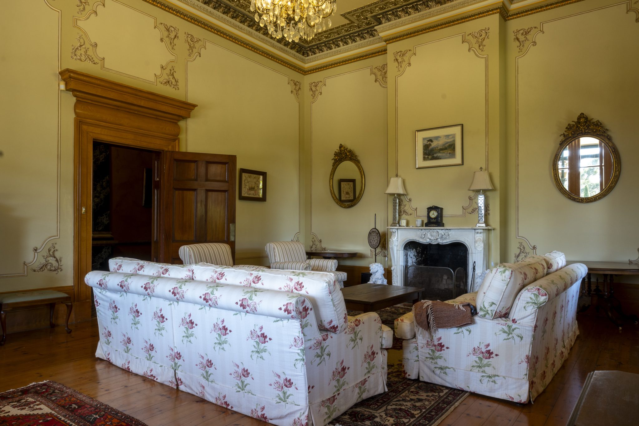 Chatsworth House – Historic Homestead and Gardens