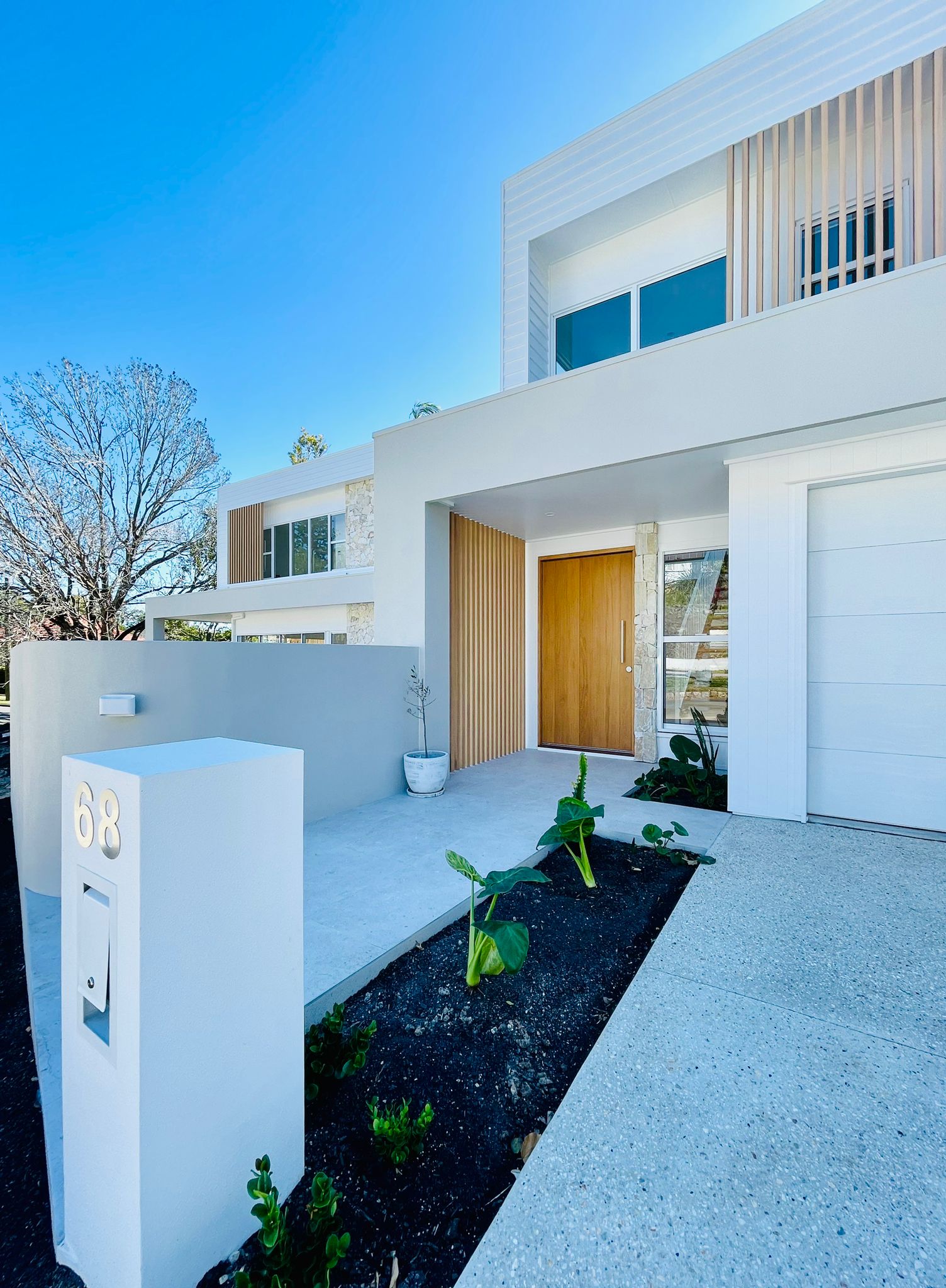 Contemporary Palm Springs Style Home