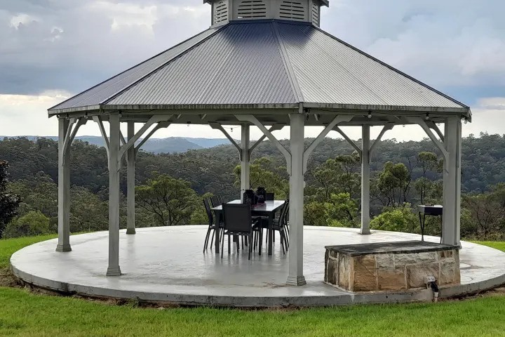 Private Sandstone Heaven in Maroota