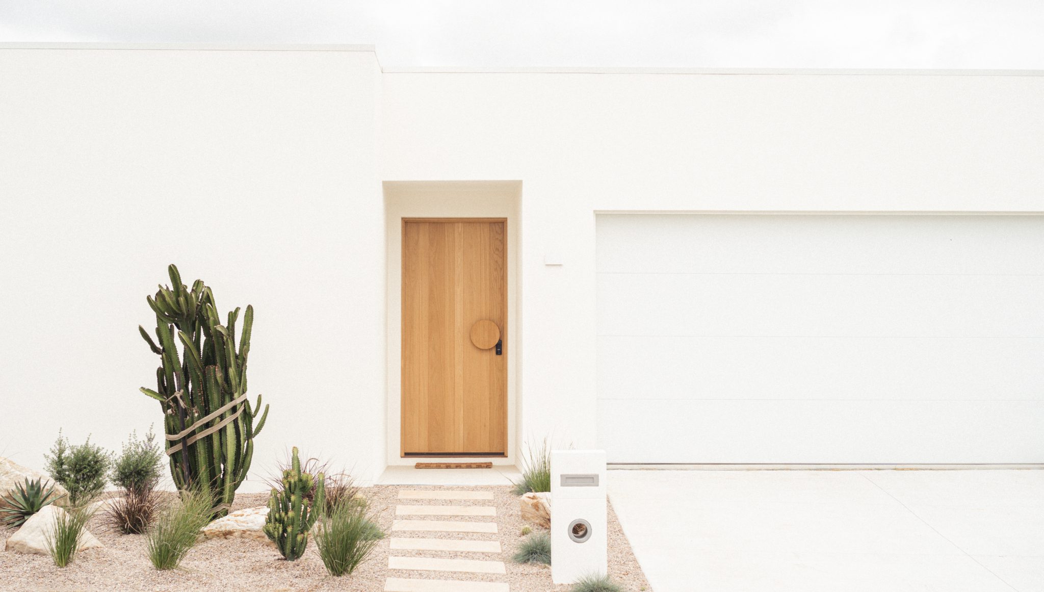 Minimalist Cacti House