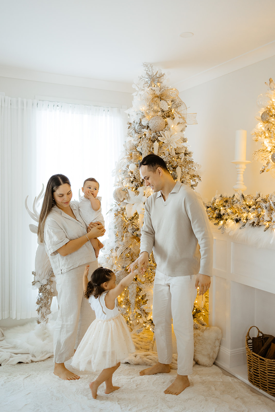 Luxe Christmas Living, with THE SEASONAL STYLING CO.