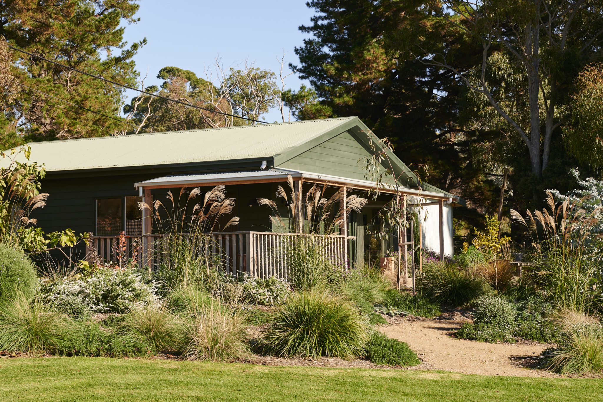 Three Playful Cabins in Red Hill