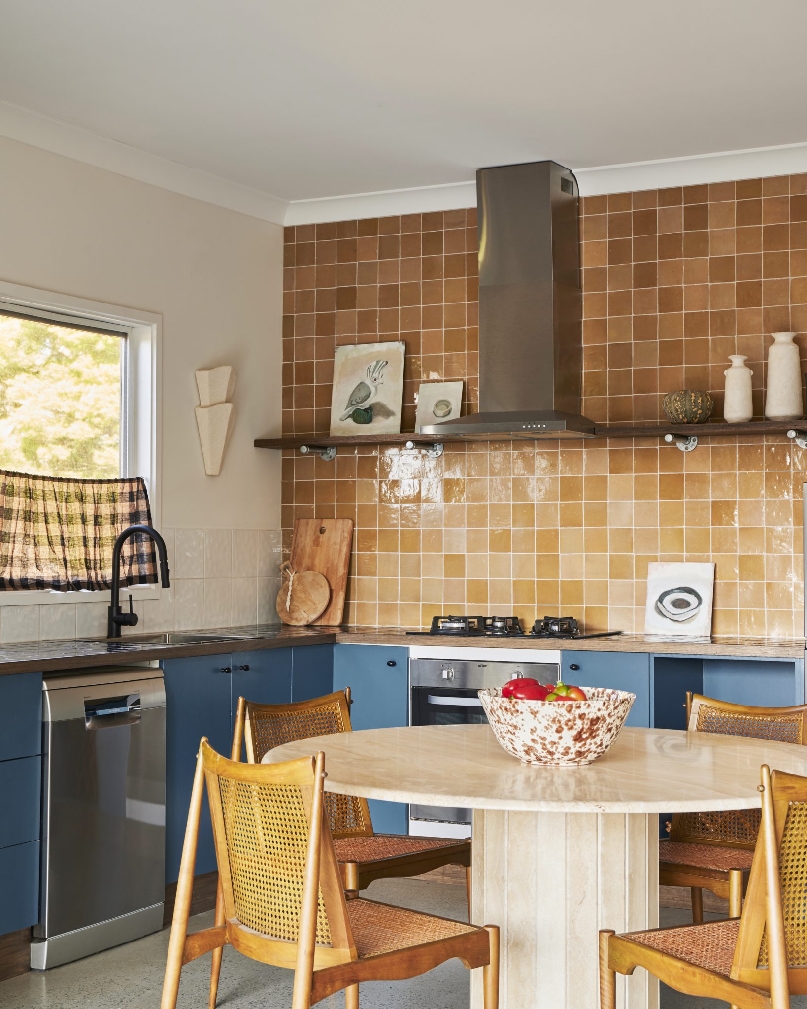 Three Playful Cabins in Red Hill