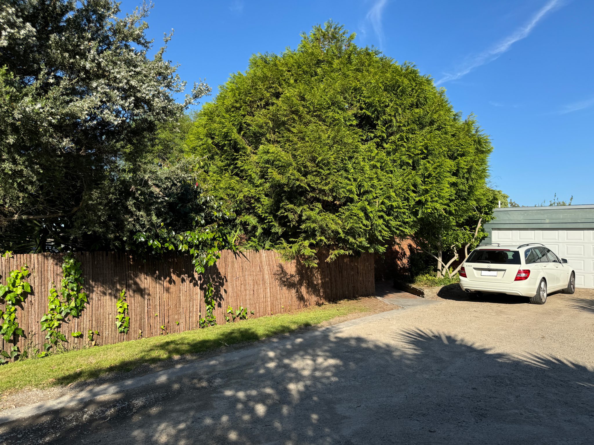 1974 Modernist Double Brick Beauty