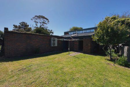 1974 Modernist Double Brick Beauty