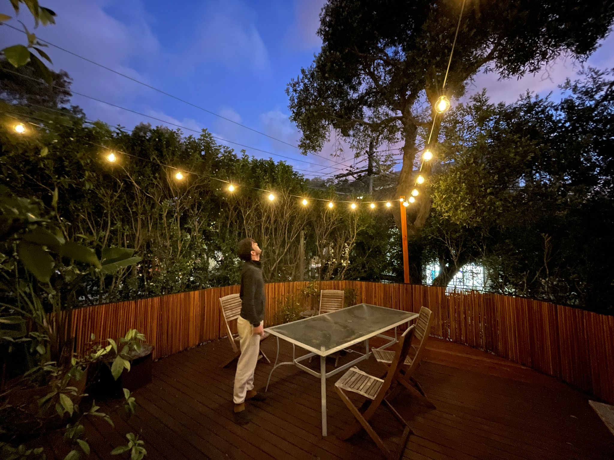 Quirky Urban Townhouse with leafy sunny deck