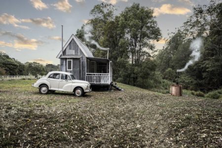 GC Hinterland Cottagecore Tiny House- Hot Tub on the creek