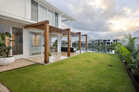 Outdoor Oasis - Summer House Gold Coast