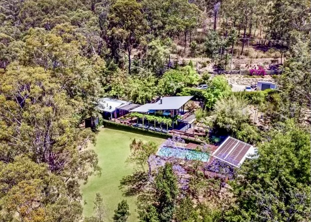 Architect-Designed Luxury Pool Escape Near Sydney