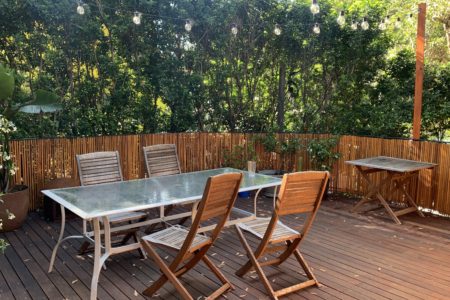 Quirky Urban Townhouse with leafy sunny deck