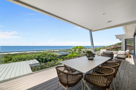 Palazzo Peregian - modern Beach House with Jaw-Dropping Ocean and Beach Views