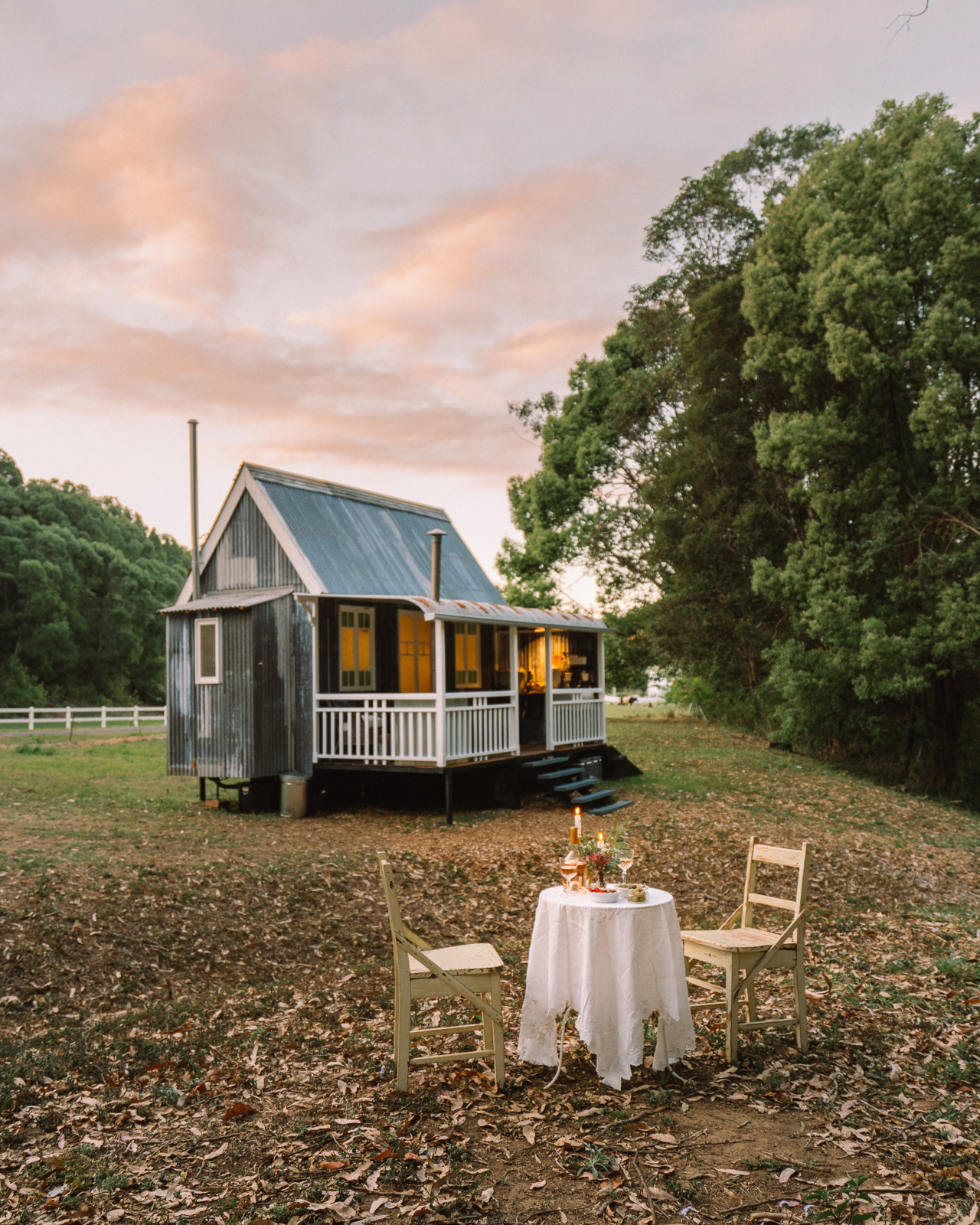 GC Hinterland Cottagecore Tiny House- Hot Tub on the creek