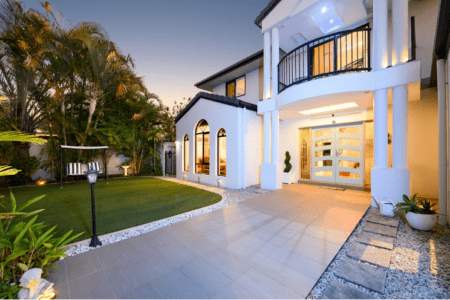 Broadbeach Waterfront Retreat