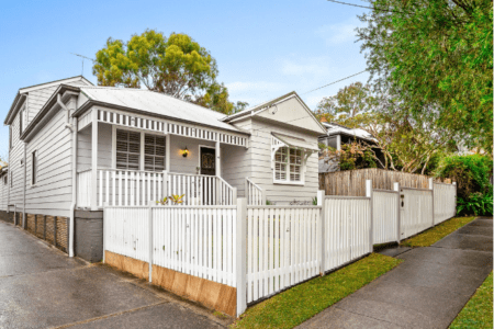 Beautiful Home with Ultimate Alfresco Entertaining Area