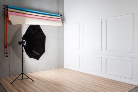 Professional Photography Studio + Cyclorama (Podcasting, Lo-fi, Editorial)