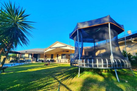 Luxury House on Acreage