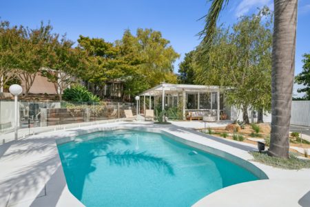 Mid Century Palm Springs Outdoor Oasis