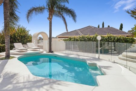 Mid Century Palm Springs Outdoor Oasis