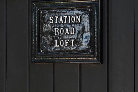 Station Road Loft-Eclectic Country Style Studio