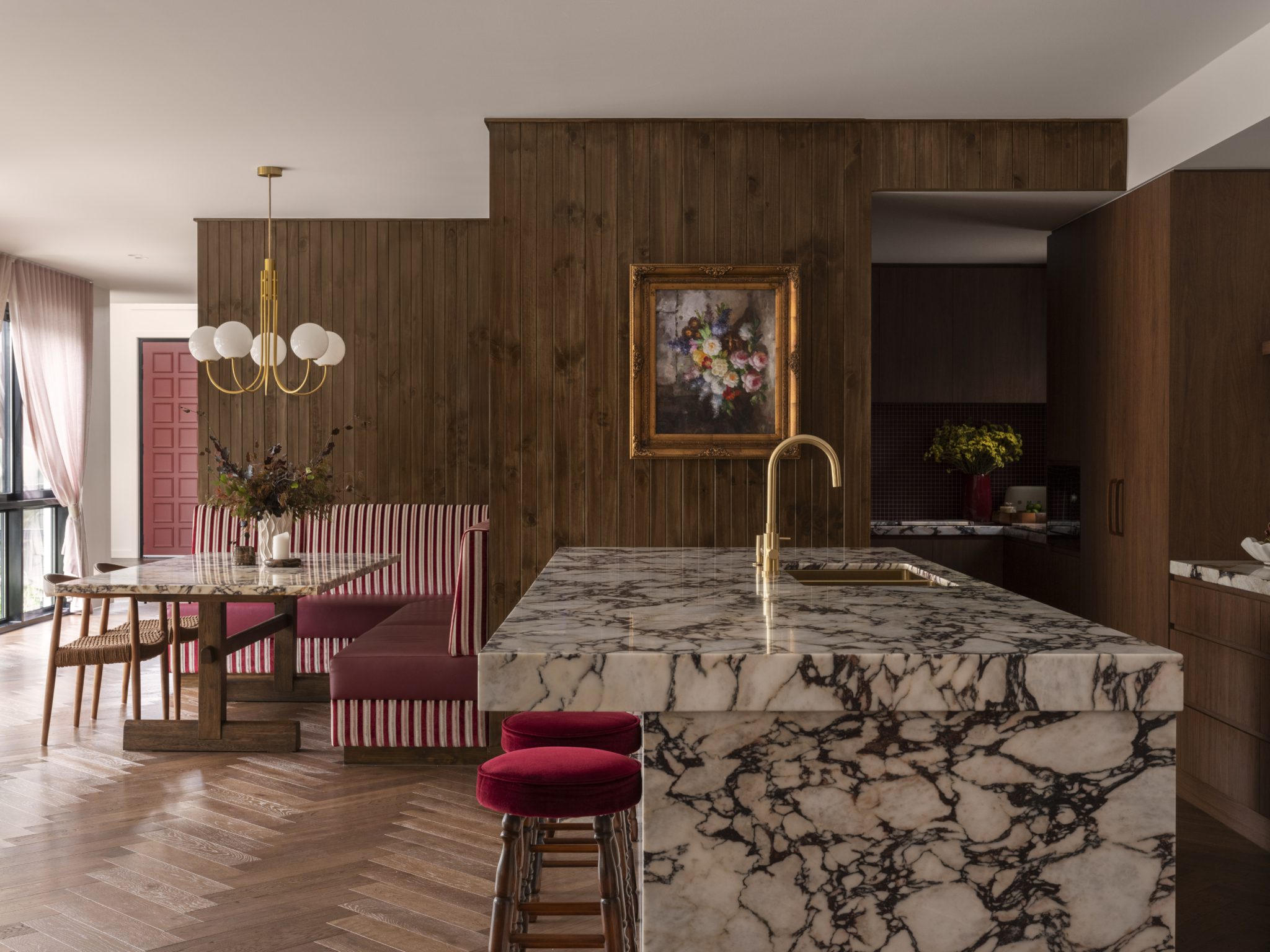 The Savoy – Luxury Vintage Hotel Vibes