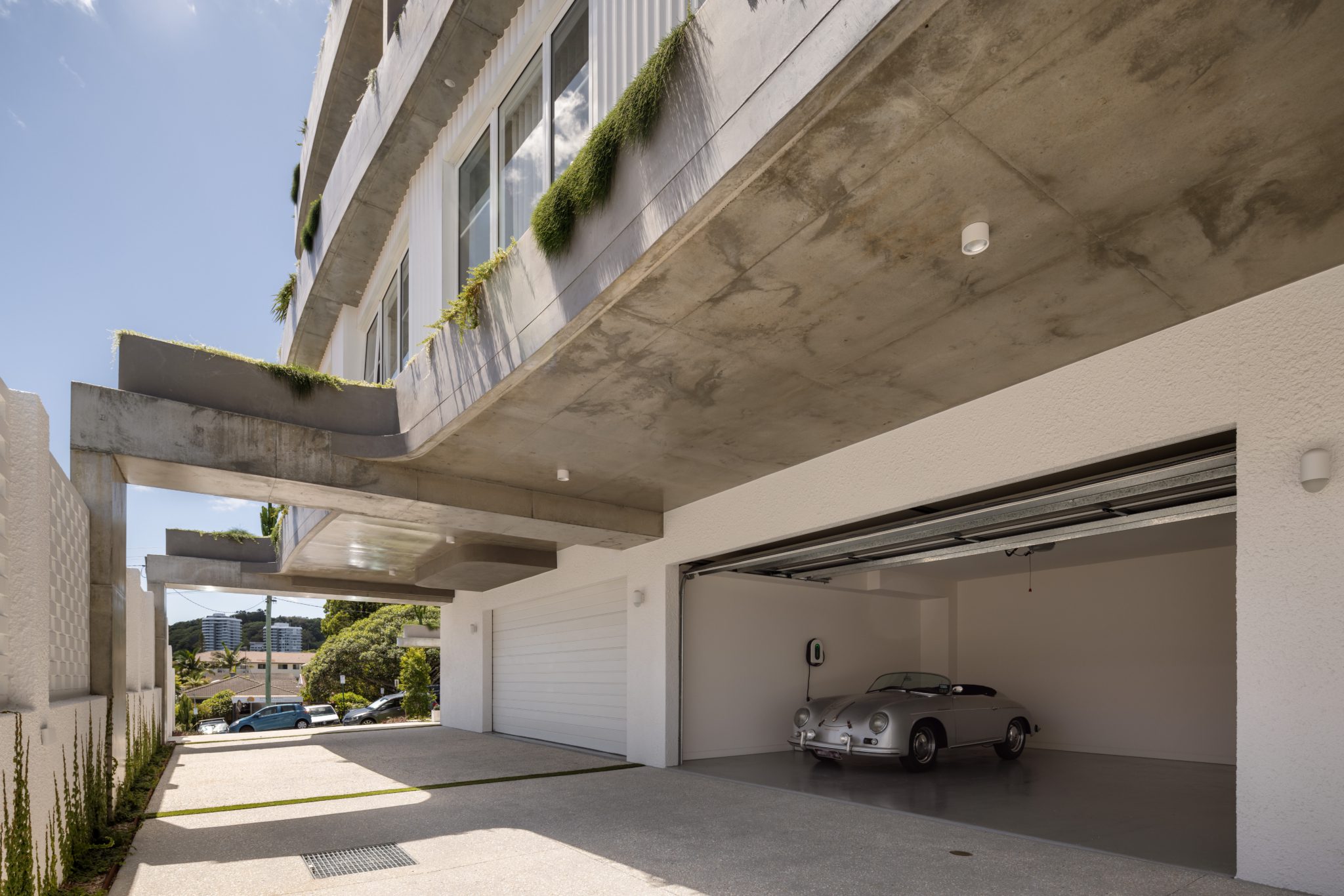 CALA | Luxury Coastal Townhome Shoot Location | Burleigh Heads, QLD