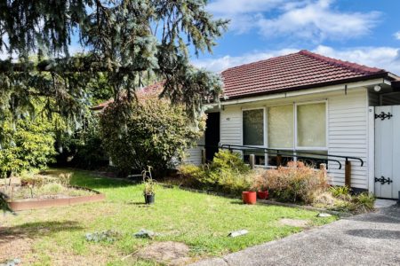 Original Character Home | Colourful Shoot Location | Maroondah, VIC