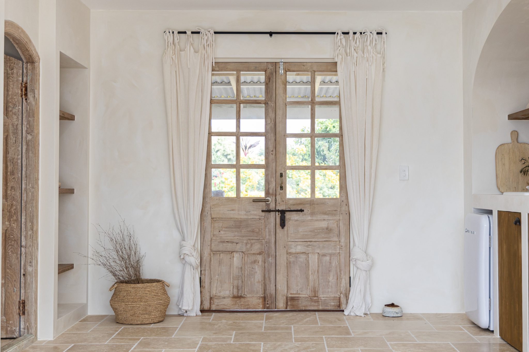 La Loma House | Mediterranean-Inspired Shoot Location | Tweed Heads, NSW