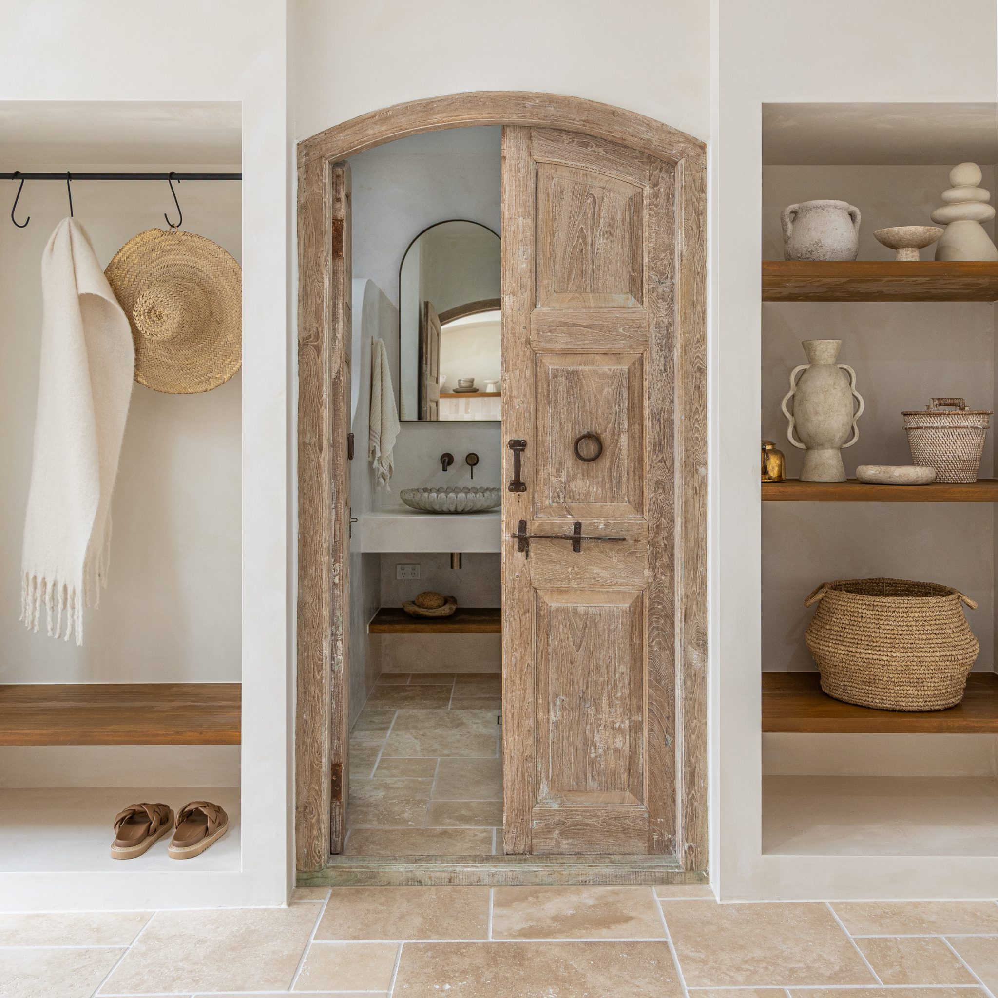 La Loma House | Mediterranean-Inspired Shoot Location | Tweed Heads, NSW