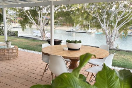 L’acqua House | Designer Coastal Shoot Location with Waterfront Access | Gold Coast, QLD