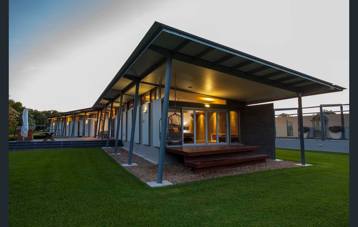 Modern Architectural Estate | Luxury Shoot Location | Newcastle, NSW
