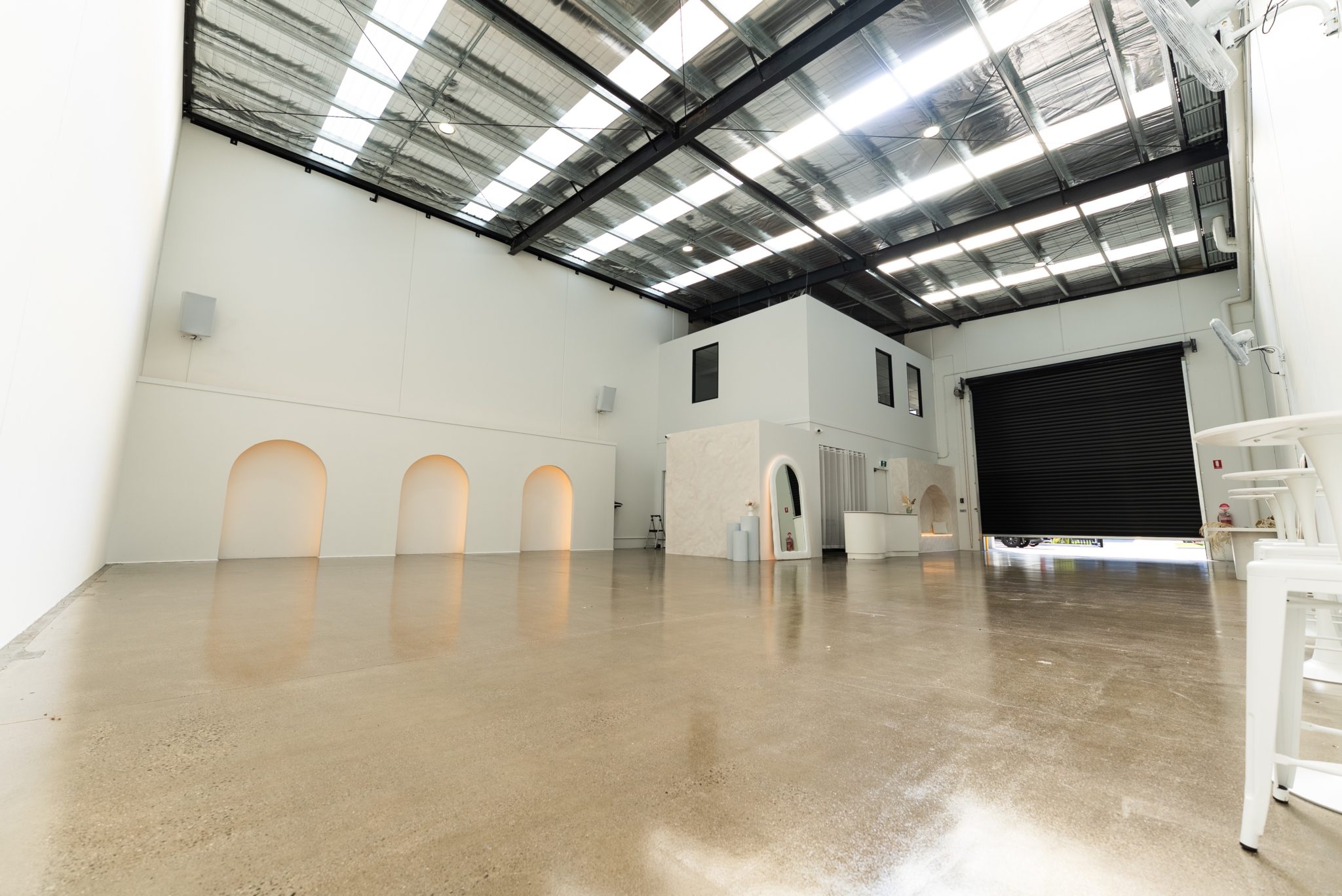 Elegant & Timeless Studio