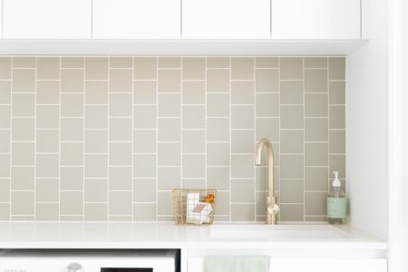 Arkata House | Light-Filled Mediterranean Shoot Location | Palm Beach, QLD