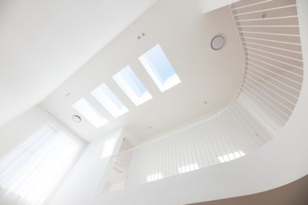 Arkata House | Light-Filled Mediterranean Shoot Location | Palm Beach, QLD